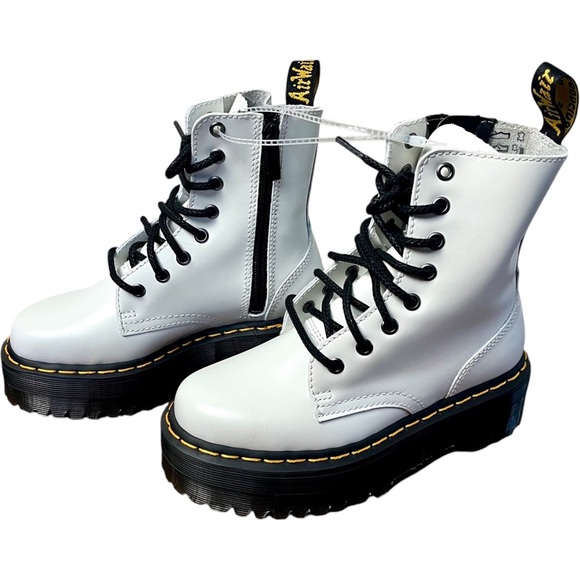 Dr. Martens Chunky Combat Boots Size 5 Grunge Punk Cyber Goth Steampunk New - Picture 1 of 7